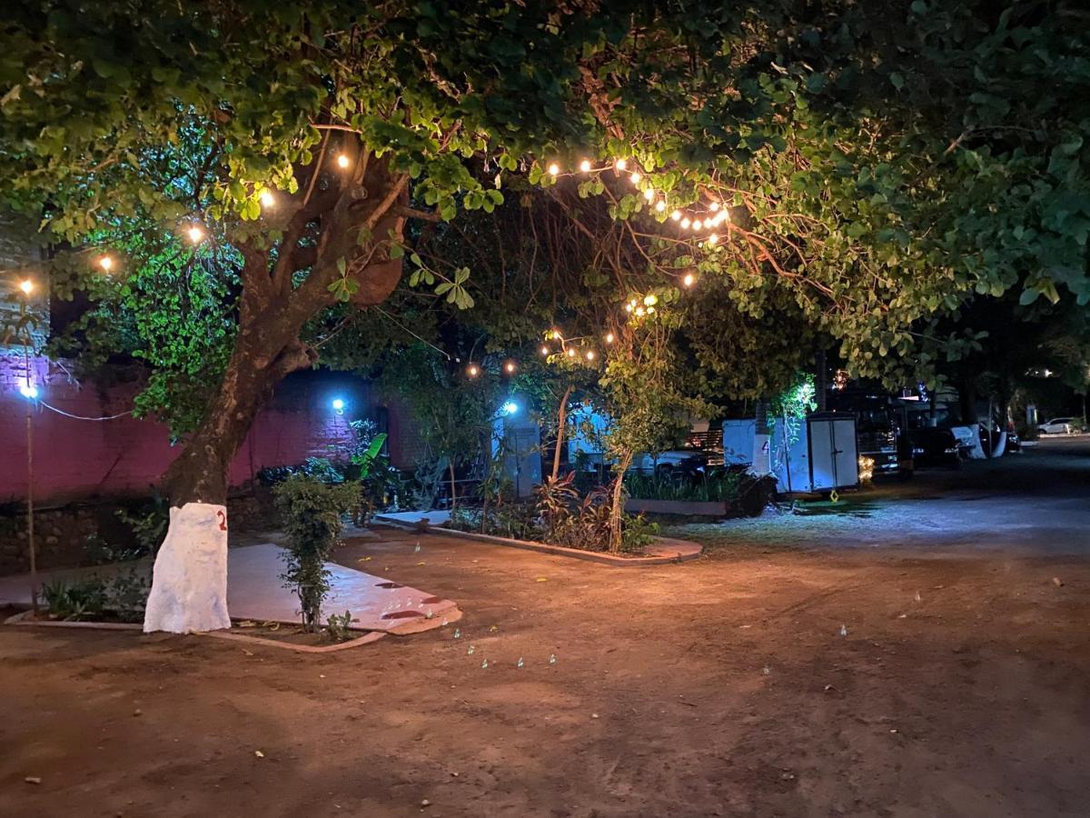 Delias Trailer Park Hotell Rincón de Guayabitos Eksteriør bilde